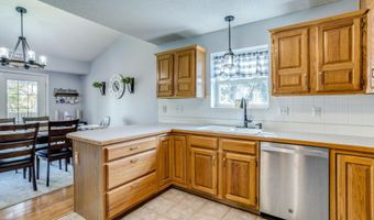 811 Rushwood Ct, Augusta, KS 67010