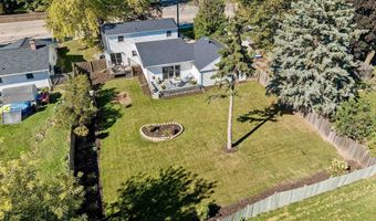 3313 S WEBSTER Ave, Allouez, WI 54301