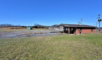 800 Happy Valley Rd, Cave City, KY 42141