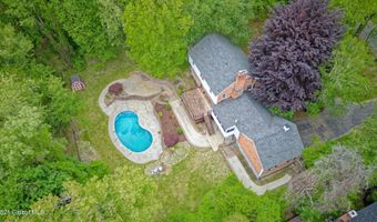 14 Birch Hill Rd, Albany, NY 12211