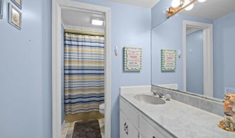 319 Old Causeway Rd, Atlantic Beach, NC 28512
