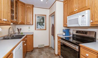 1225 Harding Ave, Ames, IA 50010