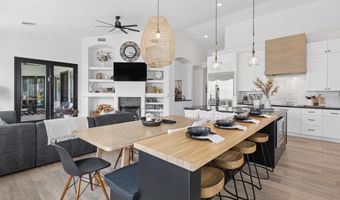 1465 W ISLAND Cir, Chandler, AZ 85248