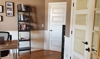 1705 SW Hayfield Ave, Bentonville, AR 72713