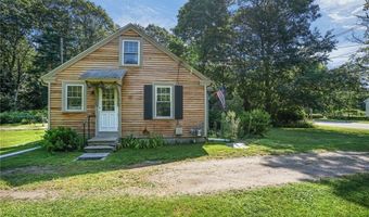 58 Essex Rd, North Kingstown, RI 02852