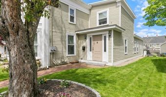 87 Friend St A, Amesbury, MA 01913