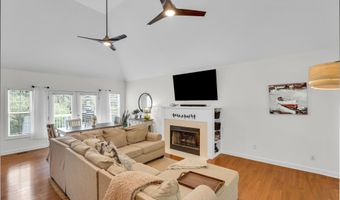23 Little Creek Rd, Beaufort, SC 29907