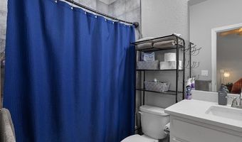 207 N Hubbard St, Alvord, TX 76225