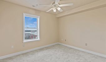 922 MADISON St NW 304, Washington, DC 20011