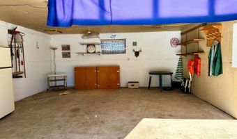 28 W Shore Rd, Babb, MT 59411