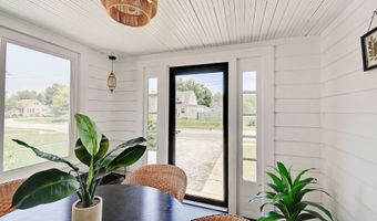 238 N 17th Ave, Beech Grove, IN 46107