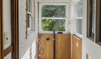89 Second St, Athens, OH 45701