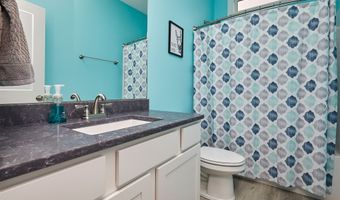 1917 Southbridge Dr, Adel, IA 50003