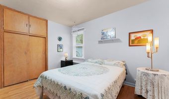 120 Vernon St, Algoma, WI 54201