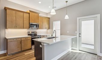 429 E Lexington Ln, Andover, KS 67002