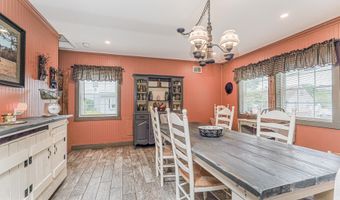 216 Main St, Middletown, NJ 07748