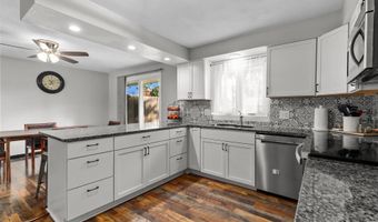 1224 S MATTHIAS St, Appleton, WI 54915