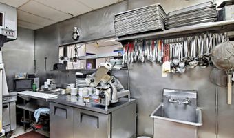 955 E 173 Rte, Antioch, IL 60002