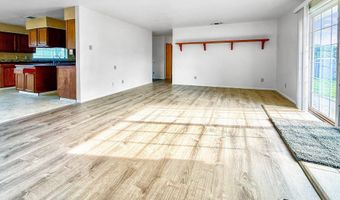 221 MUSSER St, Brookings, OR 97415