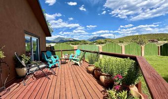 42 Hondo Seco Rd, Arroyo Hondo, NM 87513