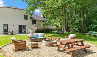 18 Mann St, Bellingham, MA 02019