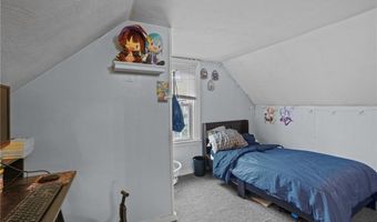 106 Providence Ave, East Providence, RI 02915