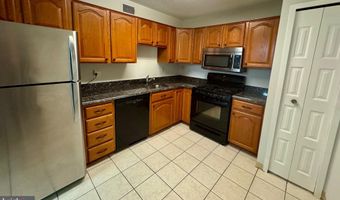 5225 POOKS HILL Rd 220N, Bethesda, MD 20814