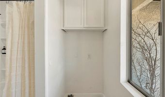 14204 Tehachapi Rd, Apple Valley, CA 92307