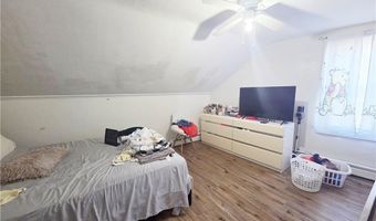2 Gansett Ave, Cranston, RI 02920