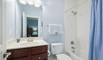 7 HEARTWOOD Ter, Rockville, MD 20855