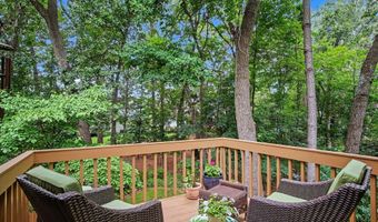 6368 Drumlin Ct SE, Ada, MI 49301
