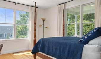 27 Sanderling Way, Middletown, RI 02842