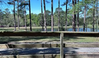 619 Lakeside Dr, Carriere, MS 39426