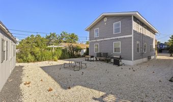 21 E 9th St, Barnegat Light, NJ 08006