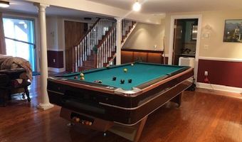 68 LAKEVIEW Dr, Albrightsville, PA 18210