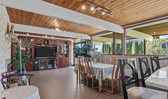 10 Ocean View Dr, Middletown, RI 02842
