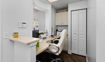 10 S MAIN, Allentown, NJ 08501