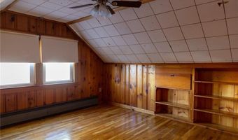 9 Cannon St, Cranston, RI 02920