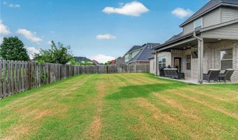 1902 SW Edinburgh Ave, Bentonville, AR 72713