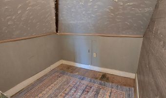 902 N Jefferson St, Ava, MO 65608