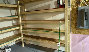 54661 Chardan Dr, Battle Creek, NE 68715