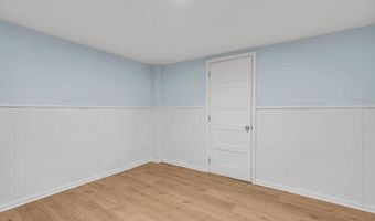 24 Woodland Rd, Bayville, NJ 08721