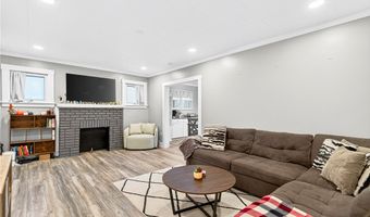 2202 McMinn St, Aliquippa, PA 15001