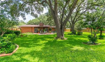 1821 Clare Dr, Alice, TX 78332