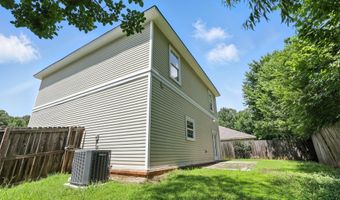419 Sharon Oaks Ct, Benton, AR 72019