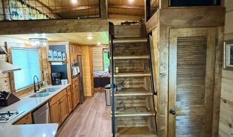 121 Lazy Bear Trl, Andrews, NC 28901