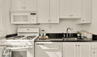 3022 WISCONSIN Ave NW 208, Washington, DC 20016