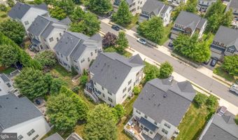 42706 CHISHOLM, Ashburn, VA 20148