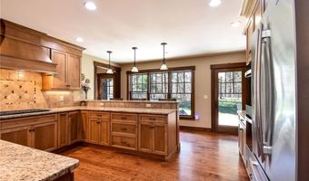 165 Lenihan Ln, East Greenwich, RI 02818