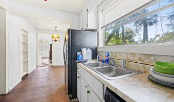 414 S Hutchinson Ave, Adel, GA 31620